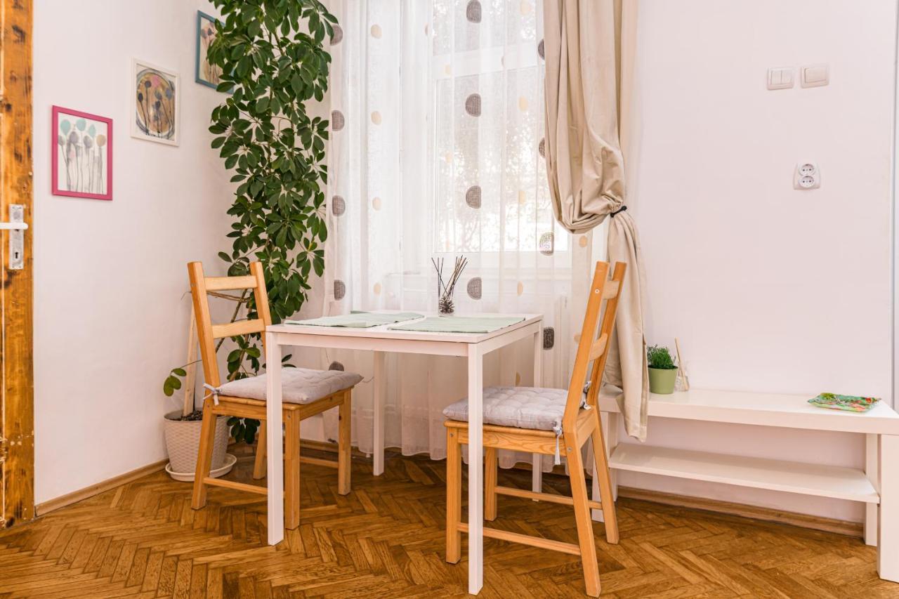 Zen Studio Brassó Kültér fotó
