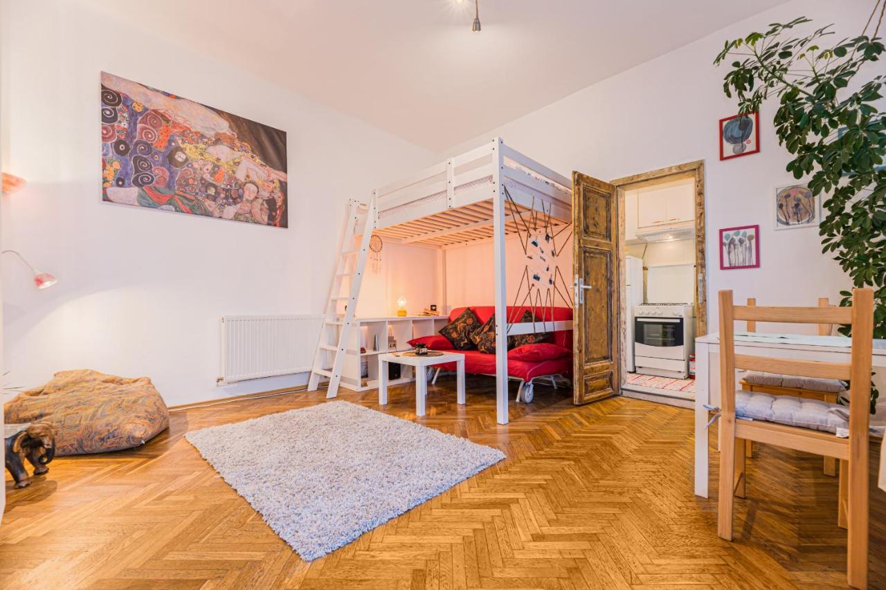 Zen Studio Brassó Kültér fotó
