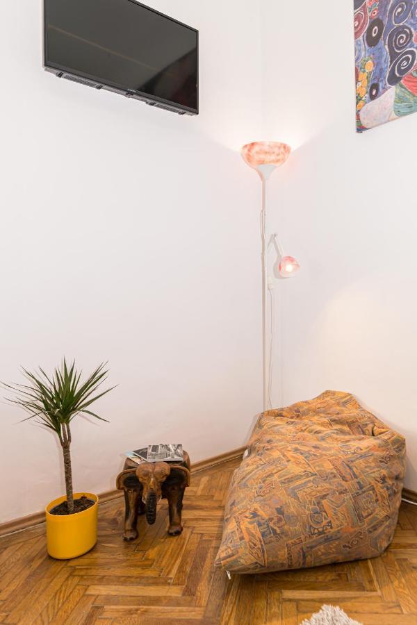 Zen Studio Brassó Kültér fotó