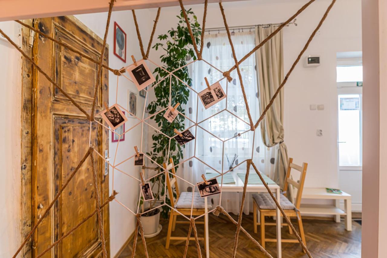 Zen Studio Brassó Kültér fotó