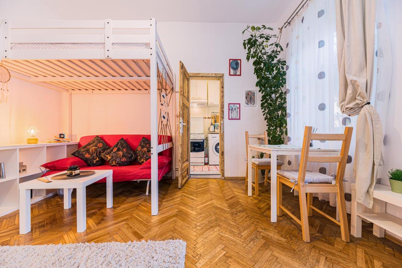 Zen Studio Brassó Kültér fotó